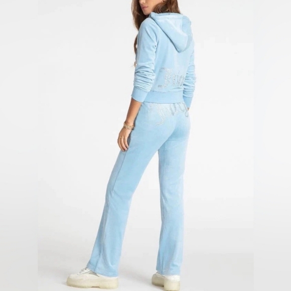 Stylish Juicy Couture tracksuit. Frosted light blue velour with iconic logo. - Picture 3 of 11